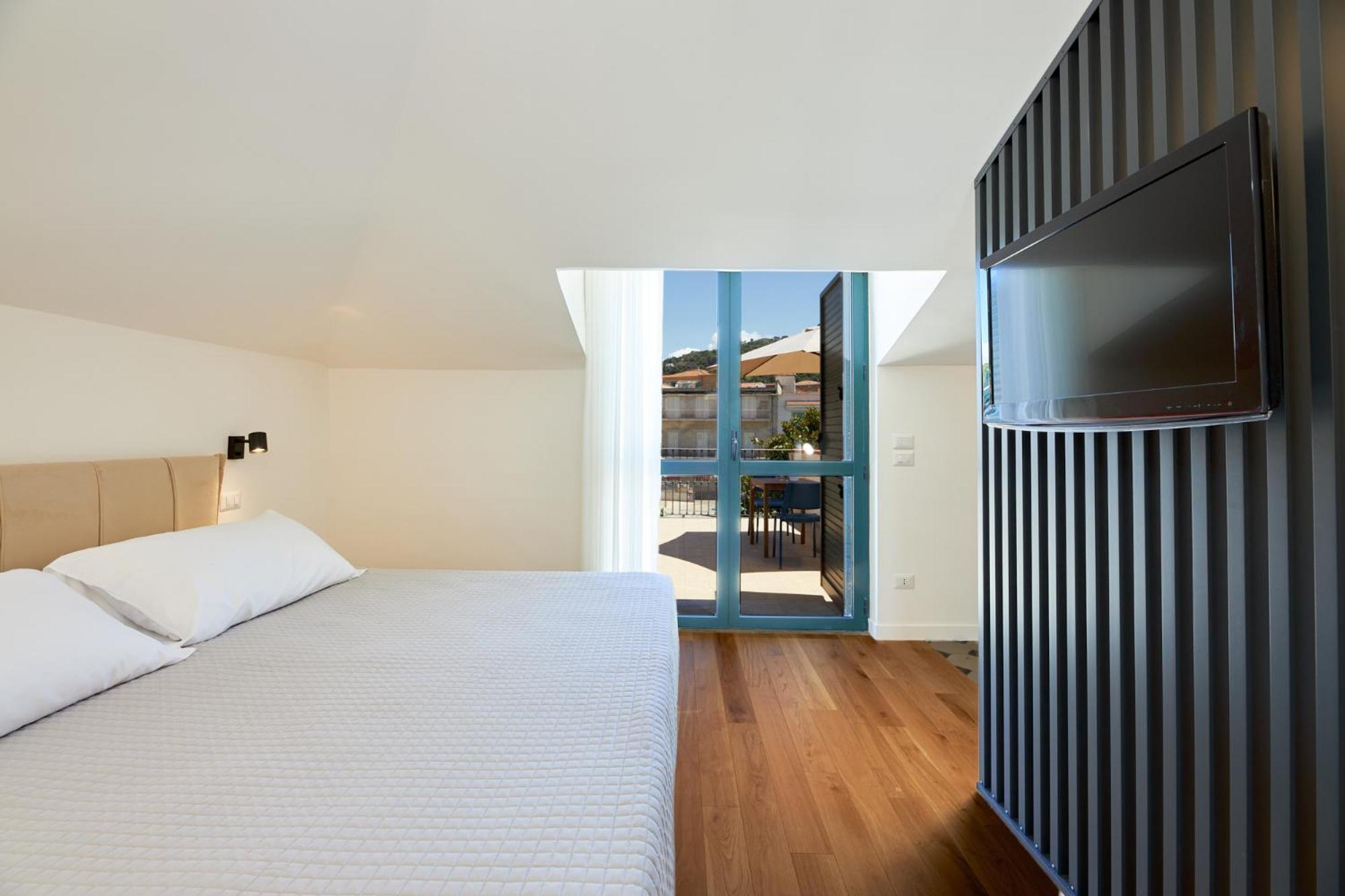סנטה מריה די קסטלבאטה Villa Rosa Residence מראה חיצוני תמונה